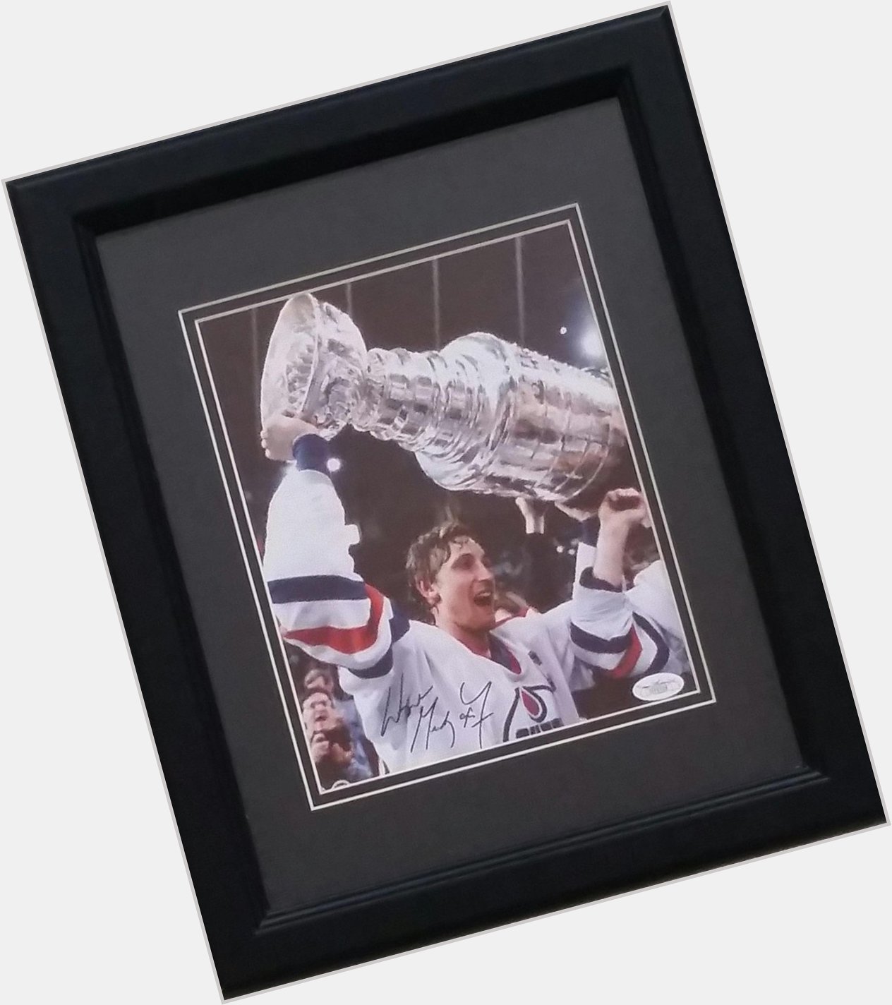 Wishing a Happy Birthday to \"The Great One\" Wayne Gretzky! 