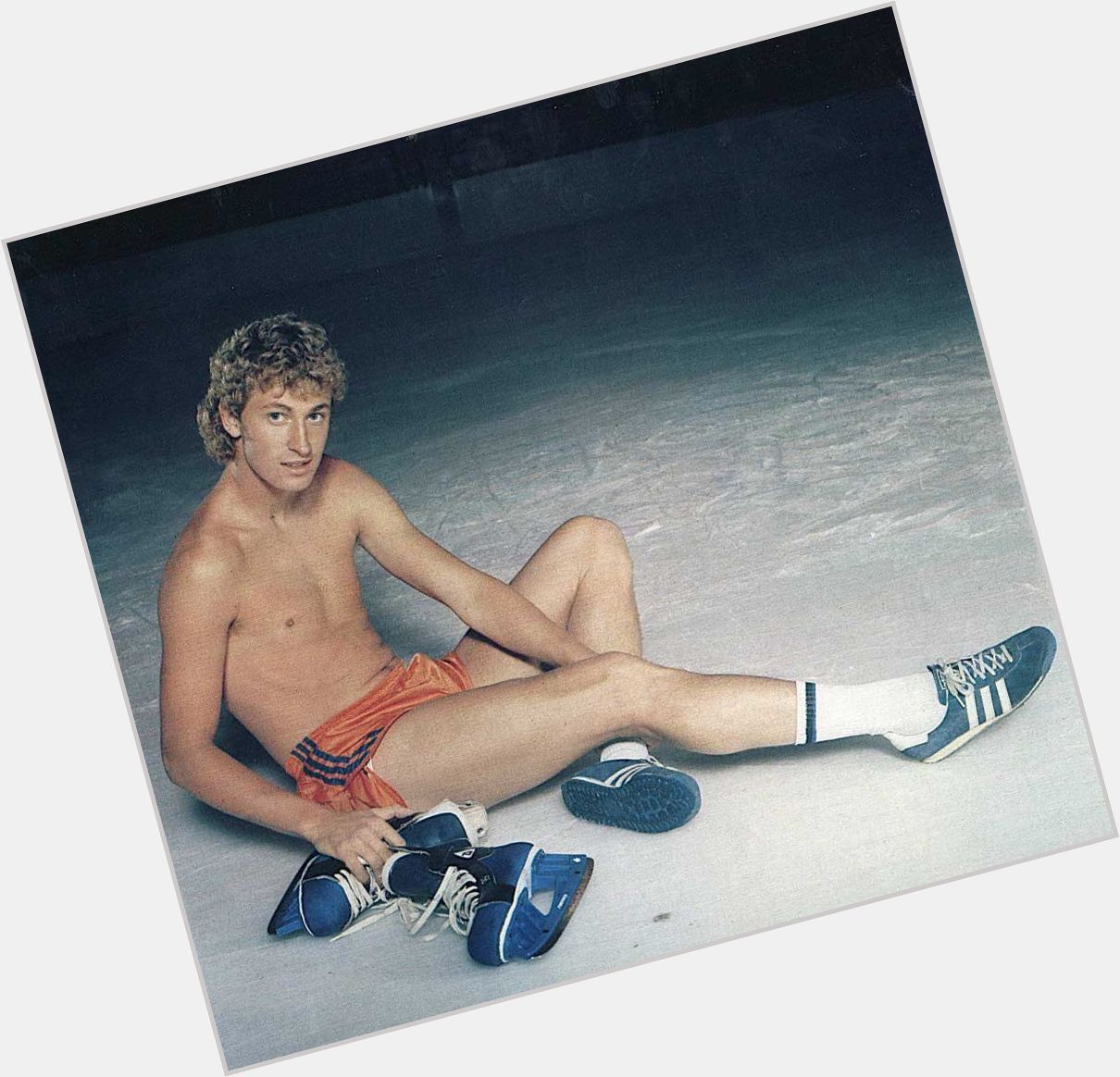 Happy birthday to the GOAT, the legend, the Great One.... Wayne Gretzky 