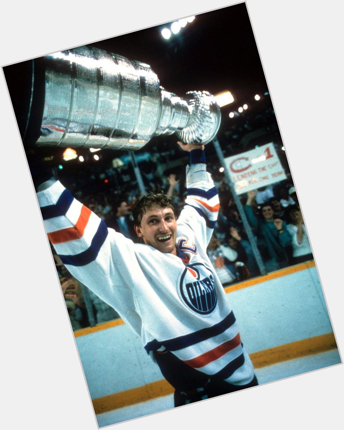 99 turns 59.

Happy birthday to \"The Great One,\" Wayne Gretzky. 