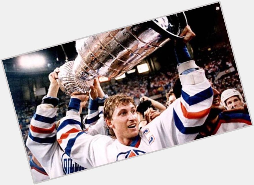 Today is The Great One Wayne Gretzky\s birthday. Happy 60th number 99! 