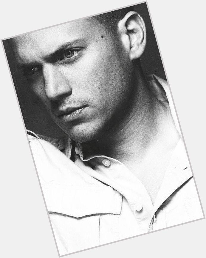 Happy birthday to Wentworth Miller! I just finished prison break five minutes ago and idk what to do 