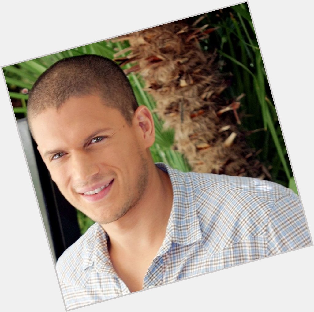 Happy birthday to this fellow gay light bright bae Wentworth Miller!  