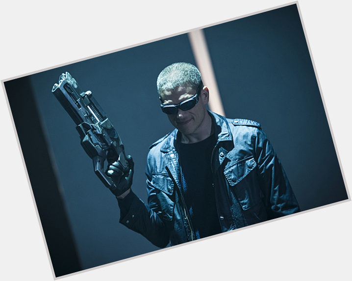 Celebrating a birthday today is also the CW\s cool handed Captain Cold aka Wentworth Miller!!! Happy 48th, Mr Snart! 