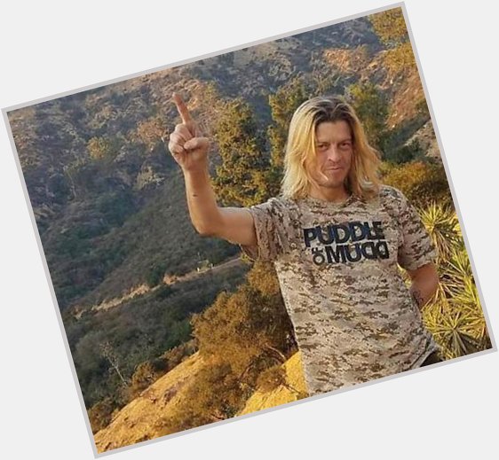 490freak nation would like to wish frontman Wes Scantlin a happy birthday! 