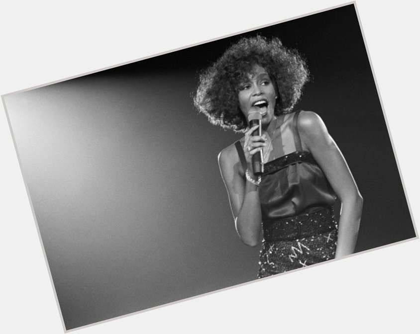 Happy Birthday Whitney Houston (RIP)
Hoy cumpliría 54 años Whitney Houston. Falleció en 2012. 