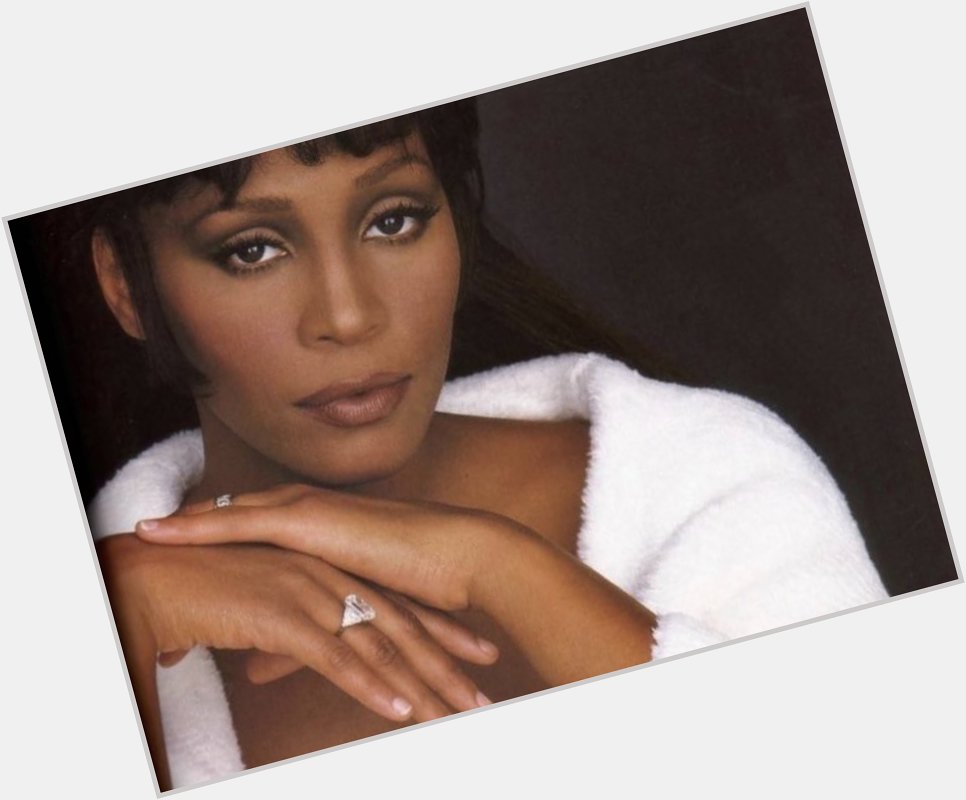 Happy birthday to THE BEAUTY, THE VOICE, Whitney Houston who would ve been 58 today . 