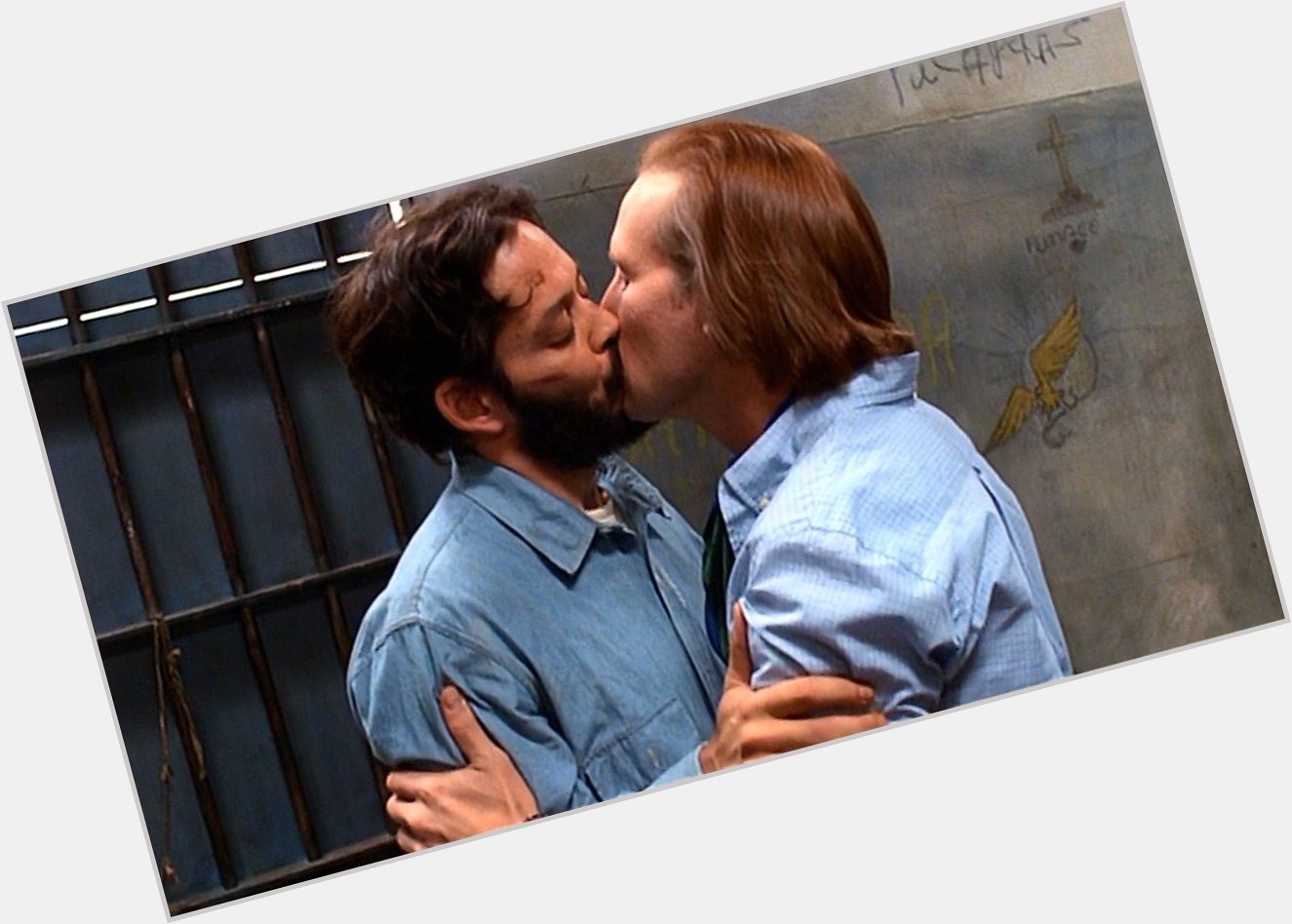 Happy birthday William Hurt, here kissing Raul Julia in my favorite film of theirs, Kiss of the Spider Woman. 