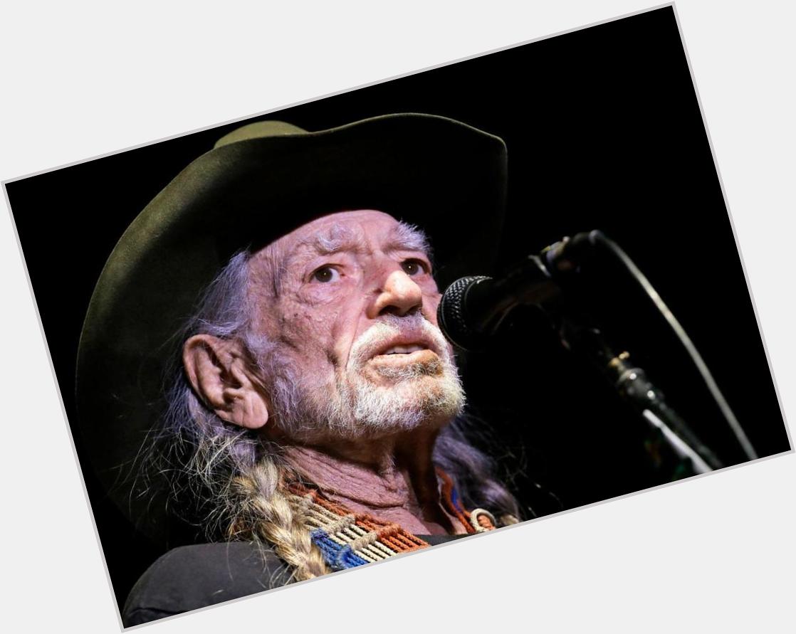 Happy birthday to Willie Nelson! The music legend turns 84 today. 

(Photo: AP) 