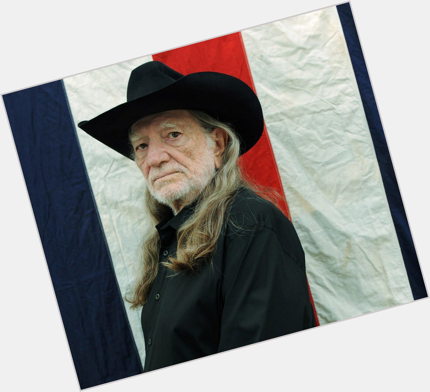 Happy 82nd Birthday to music legend Willie Nelson !!! (born April 29, 1933) 