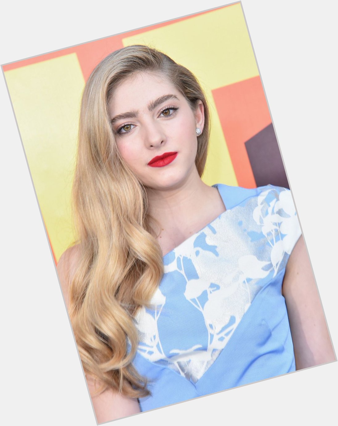 Happy 21st Birthday Shout Out to the lovely Willow Shields!! 