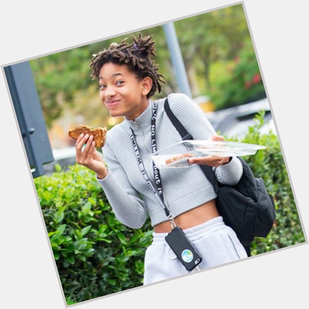  Happy 15th Birthday, Willow Smith! Check Out Her 15 Most  