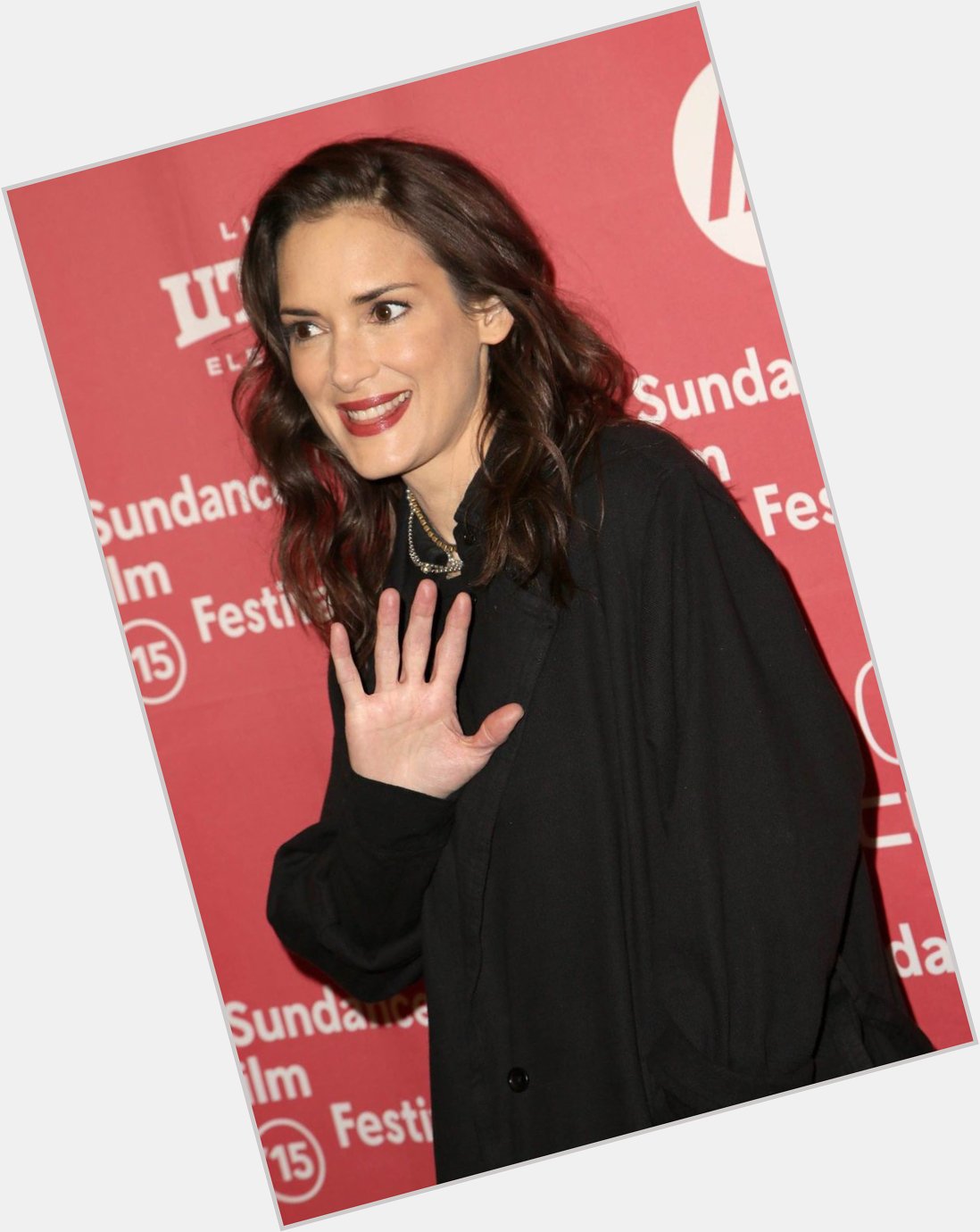 Happy 47th Birthday to our gorgeous, talented and non-aging Queen: Winona Ryder!  I love you so so so much! 