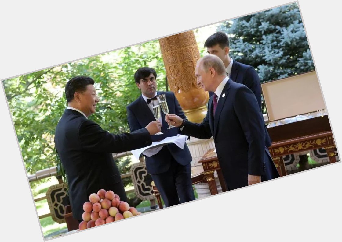 Many happy returns buddy! Vladimir Putin celebrates with Xi Jinping s 66th birthday with him. 