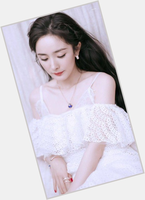 Happy birthday to the Goddess of China and Queen of cdrama 
\"Yang Mi\"  
