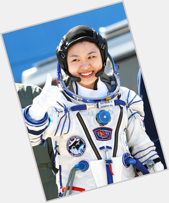 Nace en 1978: Yi So-yeon, científica y astronauta coreana Happy Birthday 