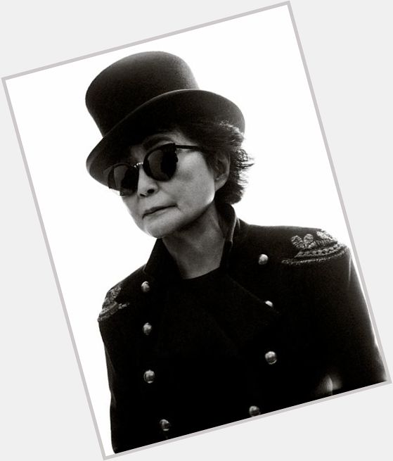 Happy Birthday Yoko Ono ! 