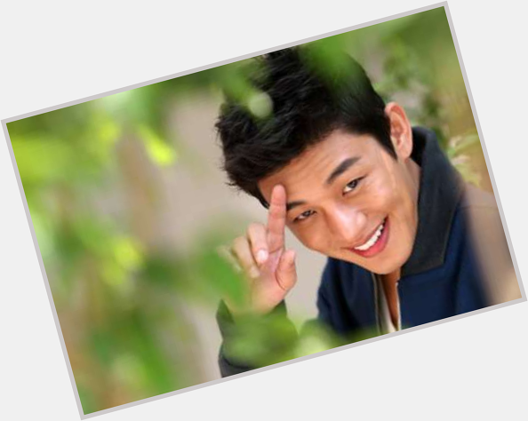  Happy Birthday, Yoo Ah In! 