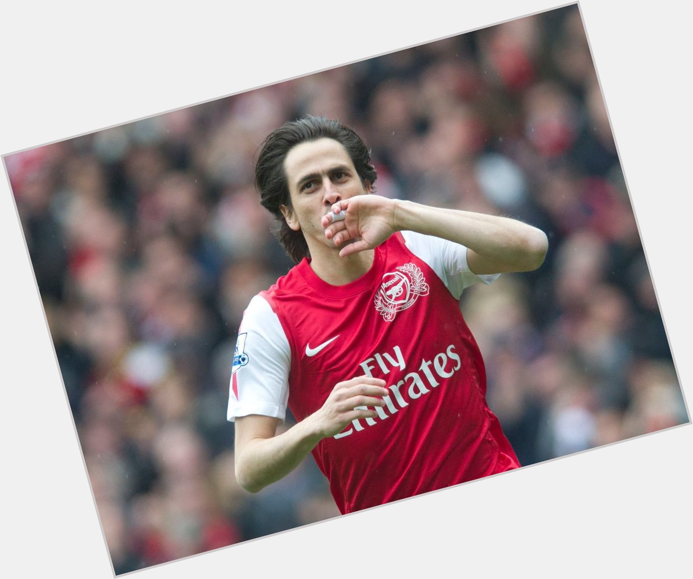 Happy Birthday to former Arsenal midfielder Yossi Benayoun, who turns 42 today! 