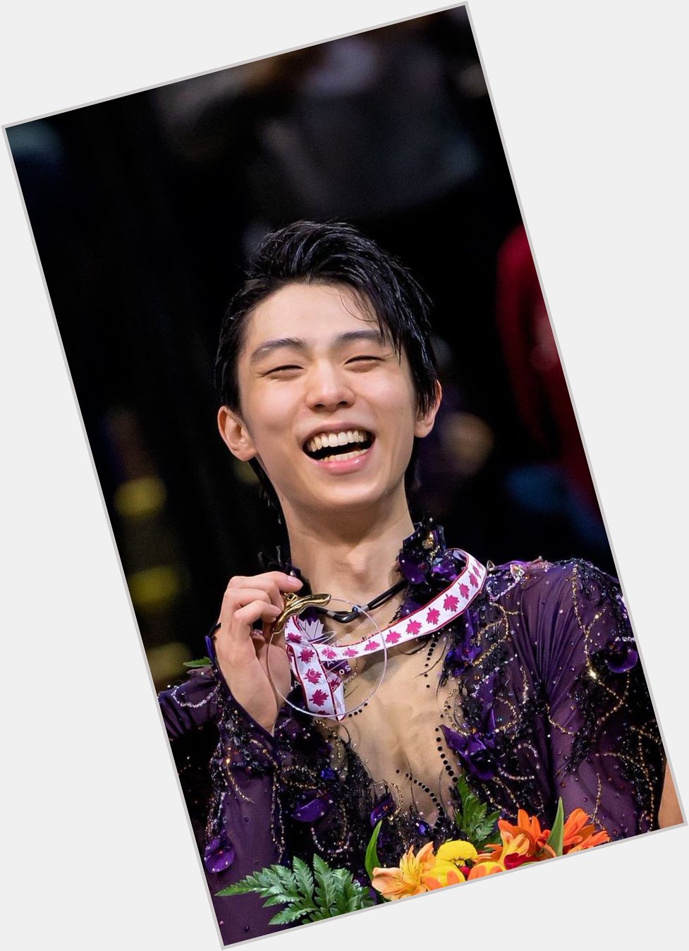 BIRTHDAY PALA NG BABIE KO NGAYON

happy birthday yuzuru hanyu !! love u lots !!!              