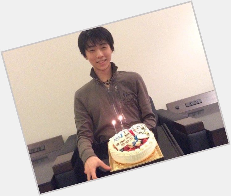 Happy birthday Yuzuru Hanyu!!!       