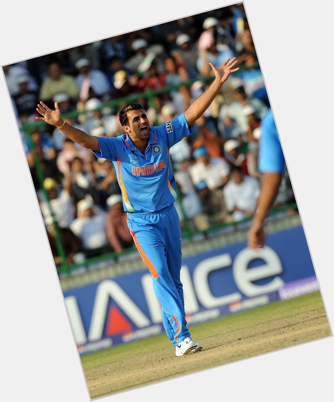 Happy bday Sir Zaheer khan u r the best fast bowler India has ever produced 
