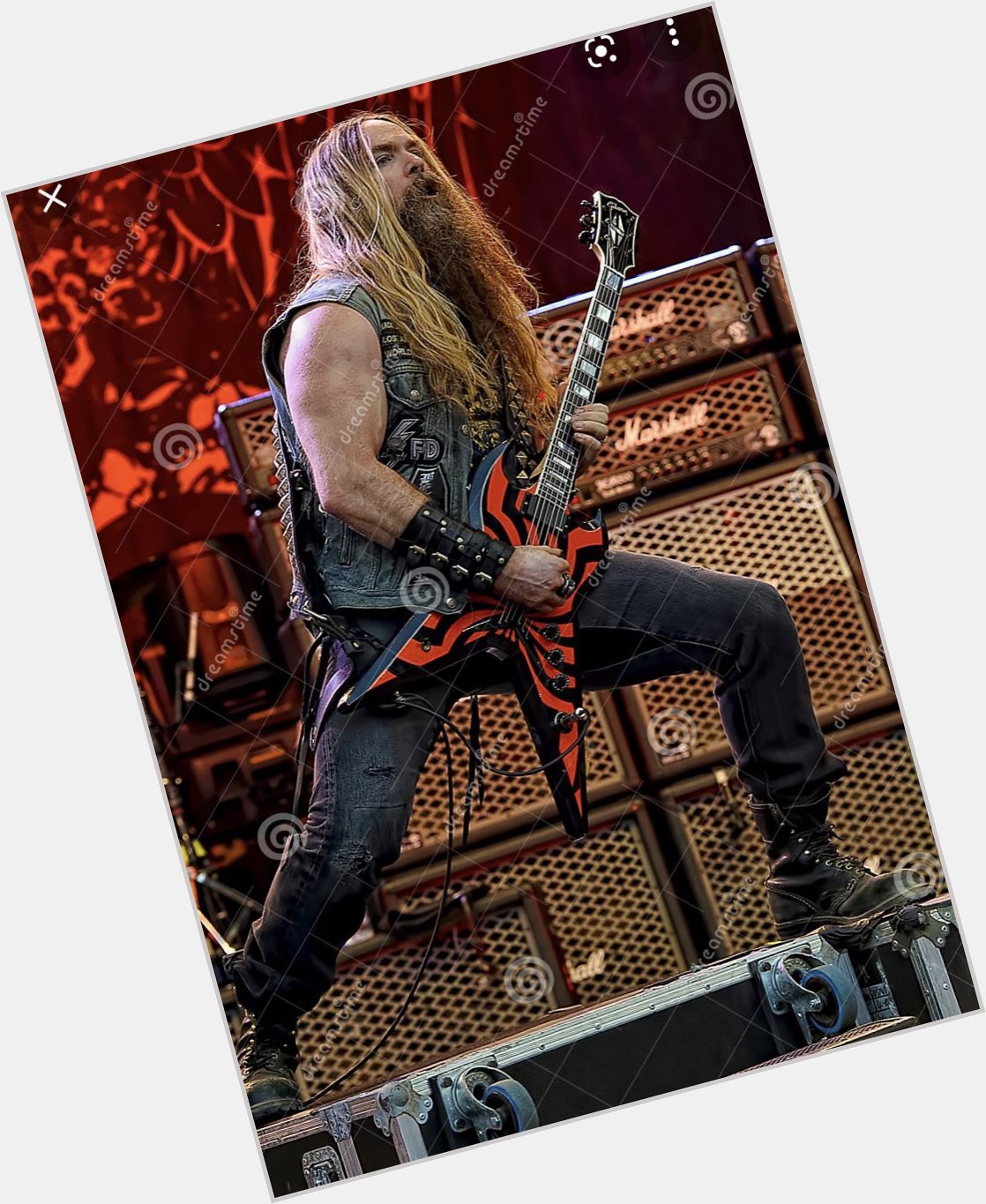 Happy Birthday to the One and only Zakk Wylde    All the best for you   