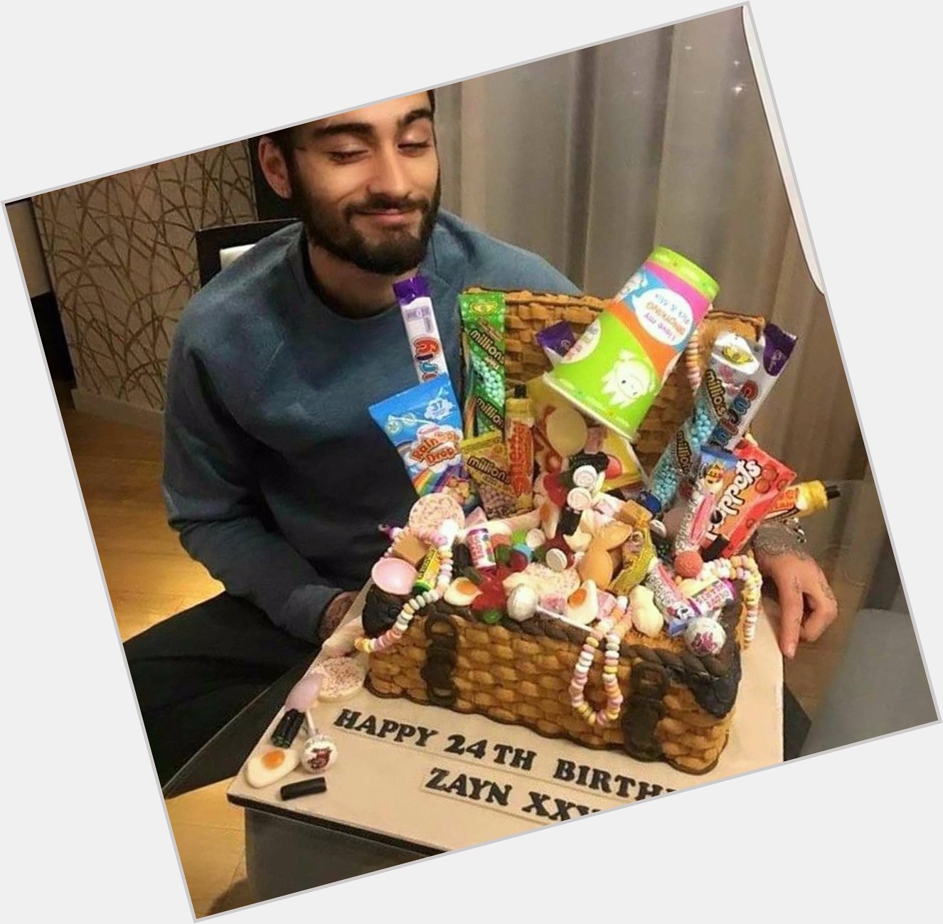   Happy BirthDay Zayn Malik    24 Years Old    12-01-1993    12-01-2018  