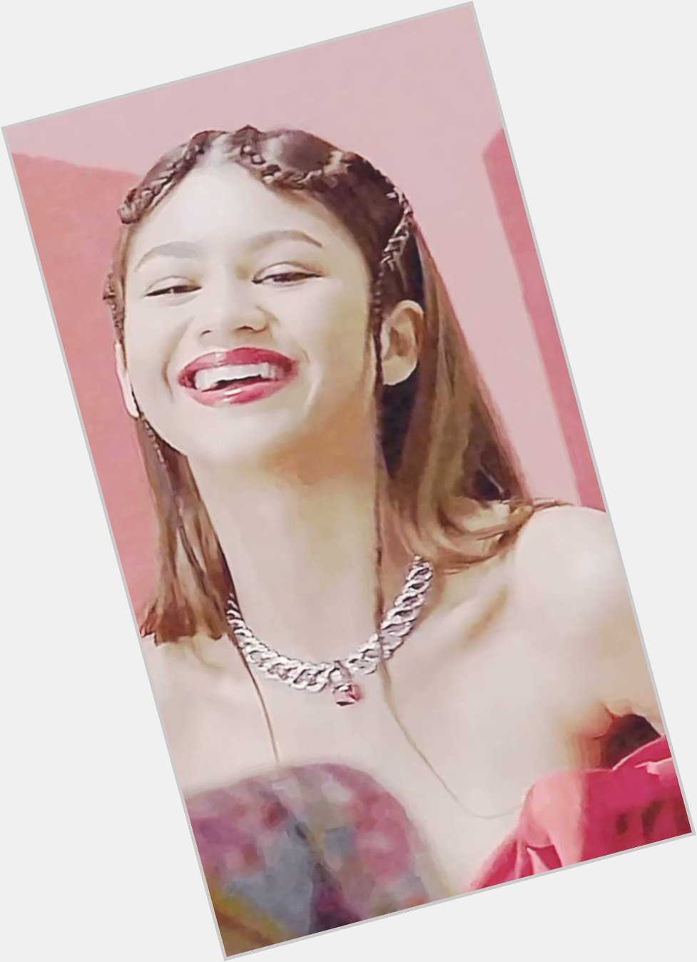 Happy birthday to the loml, zendaya <3 forever grateful for you. 