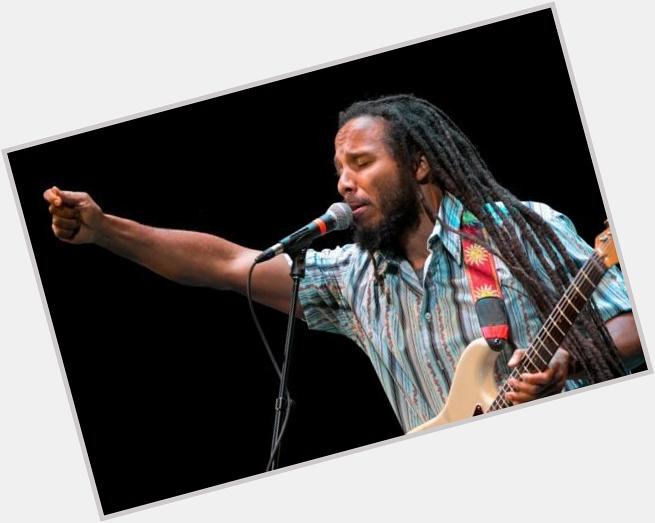 Happy bday Ziggy Marley! Seen here rocking a Levys MPJG-SUN-RED. (photo by Darren Stone, Times Colonist) 