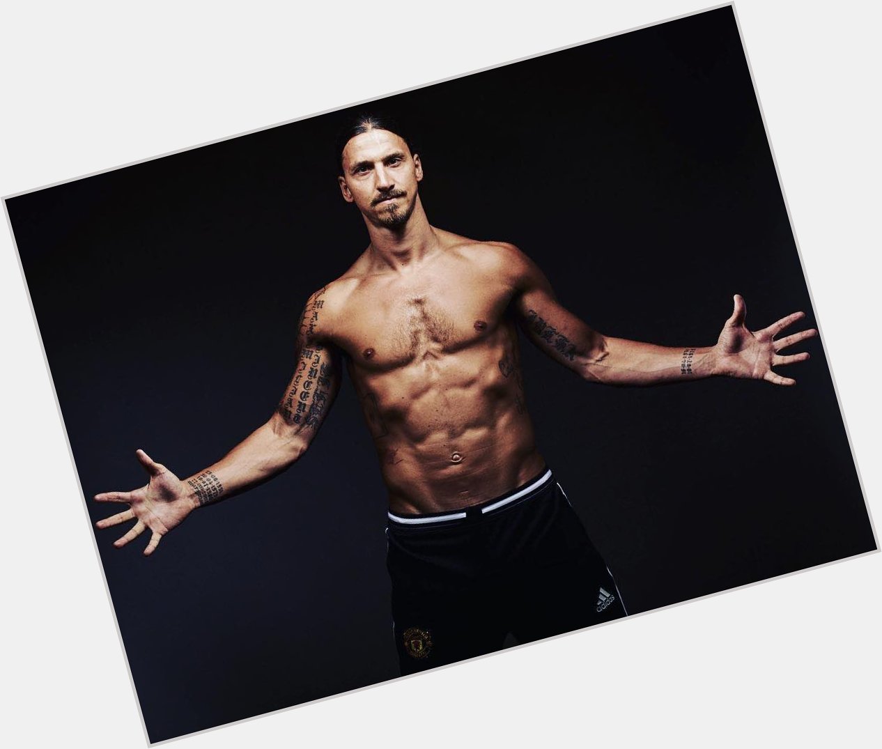 Happy Birthday Zlatan Ibrahimovi  In addition we expect a great goal! 