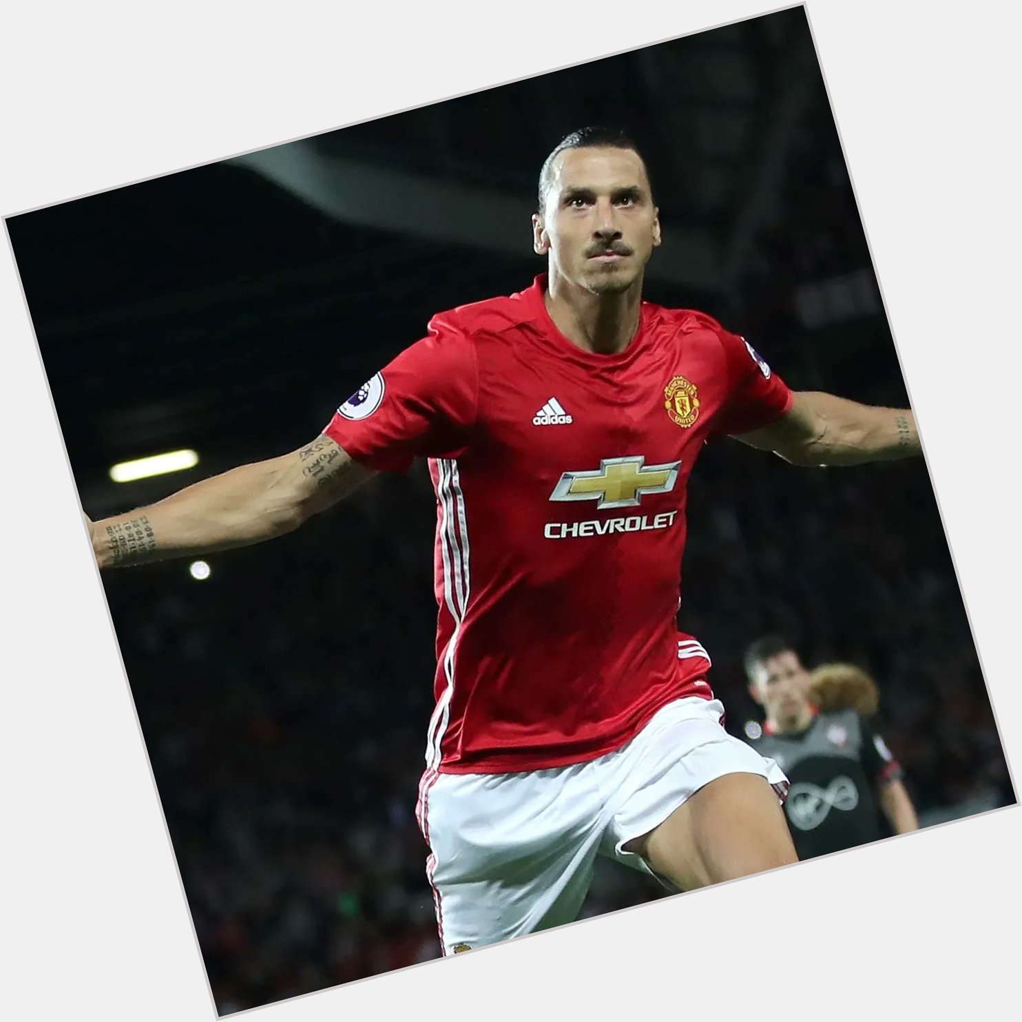 Happy birthday to Zlatan Ibrahimovic What was his best moment in a shirt? 
