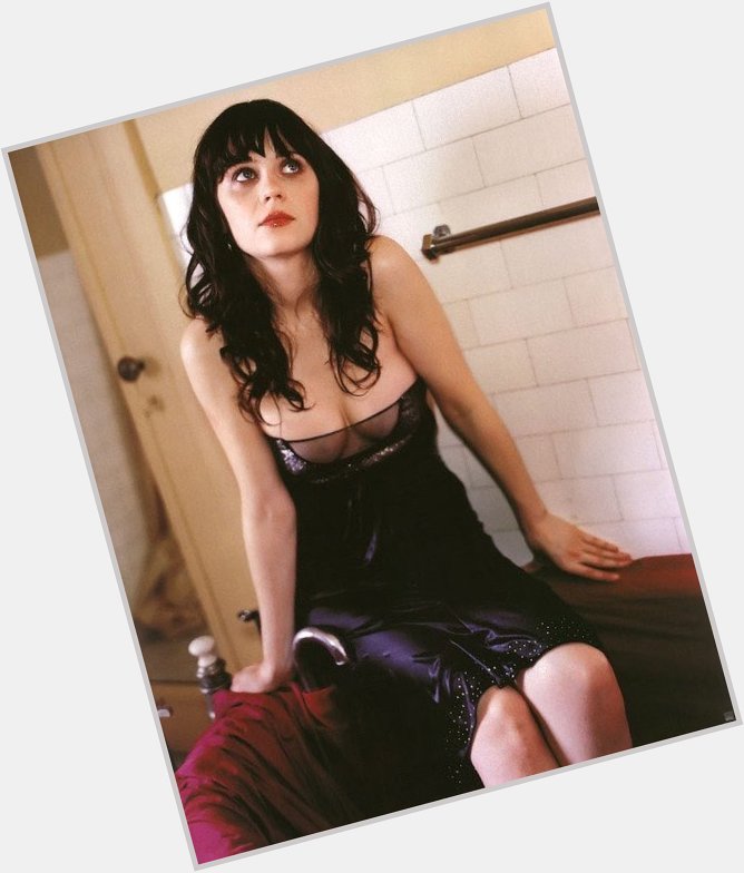 Happy Birthday to my babe of the day, the absolutely adorable Zooey Deschanel 